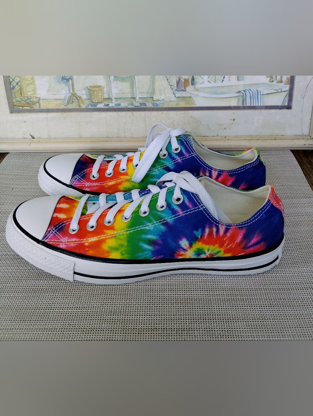 Unisex Converse "Chuck Taylor All-Star Low" Tie-Dye Canvas Sneakers. M8.5/W10.5